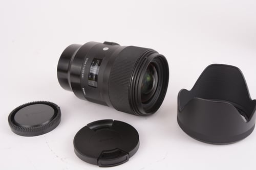 thumbnail-8 for Sigma ART 35mm f/1.4 DG for Sony FE O4 M5 C4 #60282