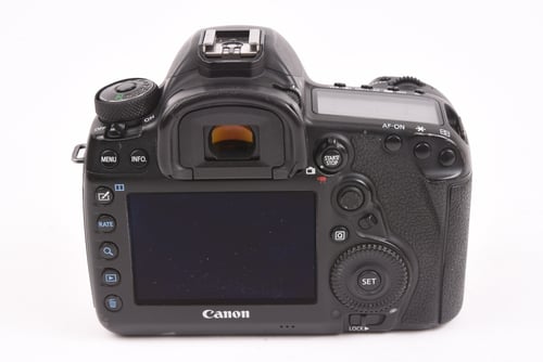 thumbnail-3 for Canon EOS 5D IV Body SC:311,900 O4 M4 C3 #00249