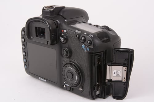 thumbnail-2 for Canon EOS 7D Body SC:42.6k #13633