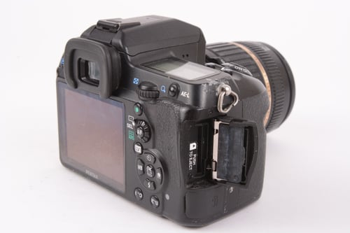 thumbnail-2 for Pentax K-7 w/ Tamron 18-200mm SC:27,200 #91324