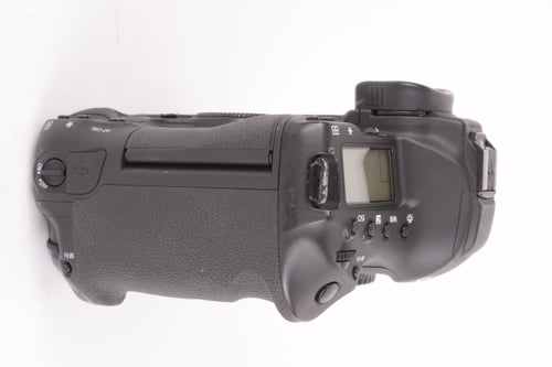 thumbnail-2 for Canon EOS 1DX II Body SC: 106k #00496 O5 M5 C4