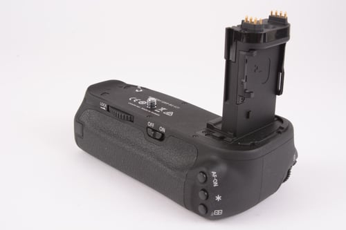 thumbnail-2 for Canon BG-E21 Battery Grip for 6D II #00362 O5 M5 C5