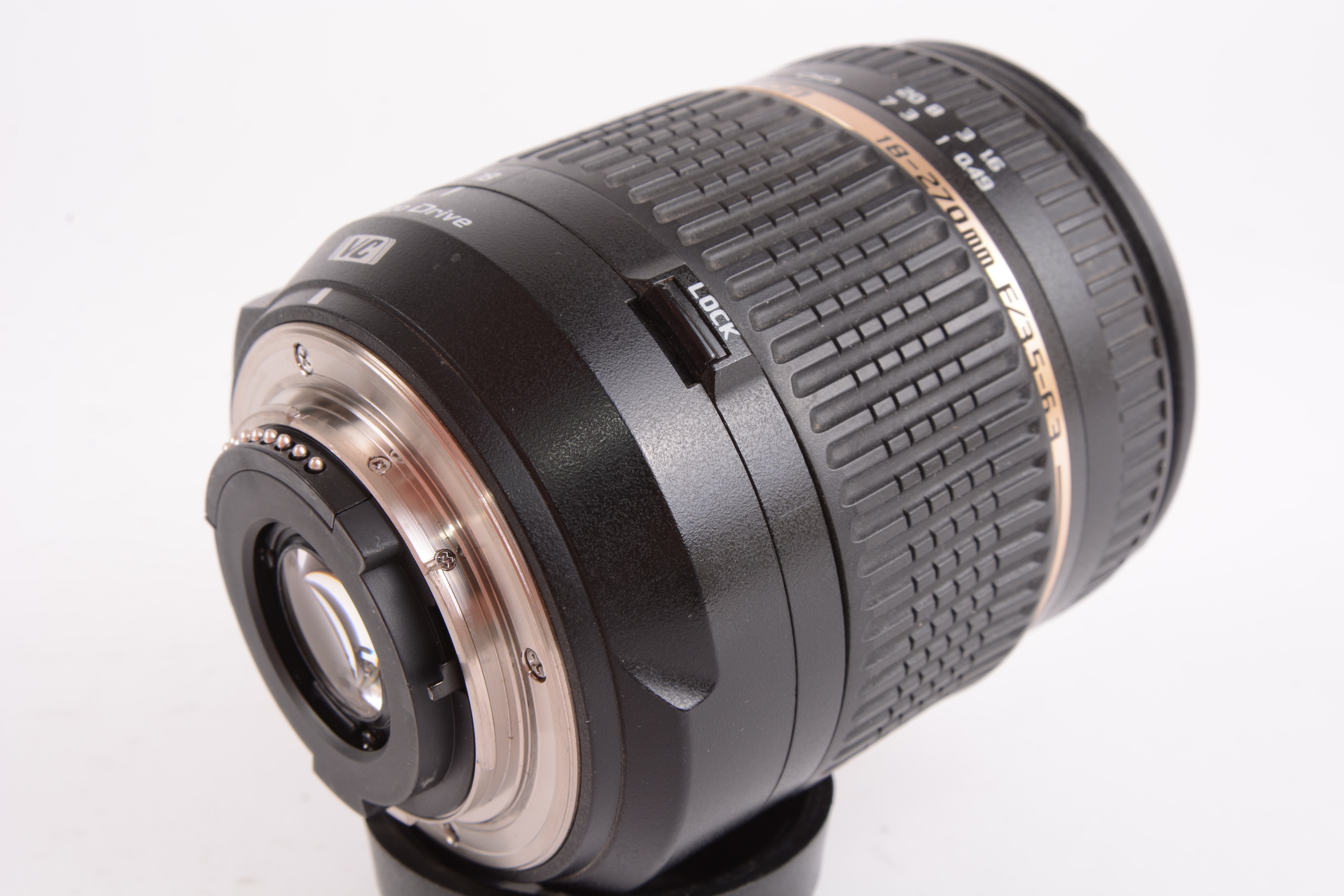 Tamron B003 — image 4