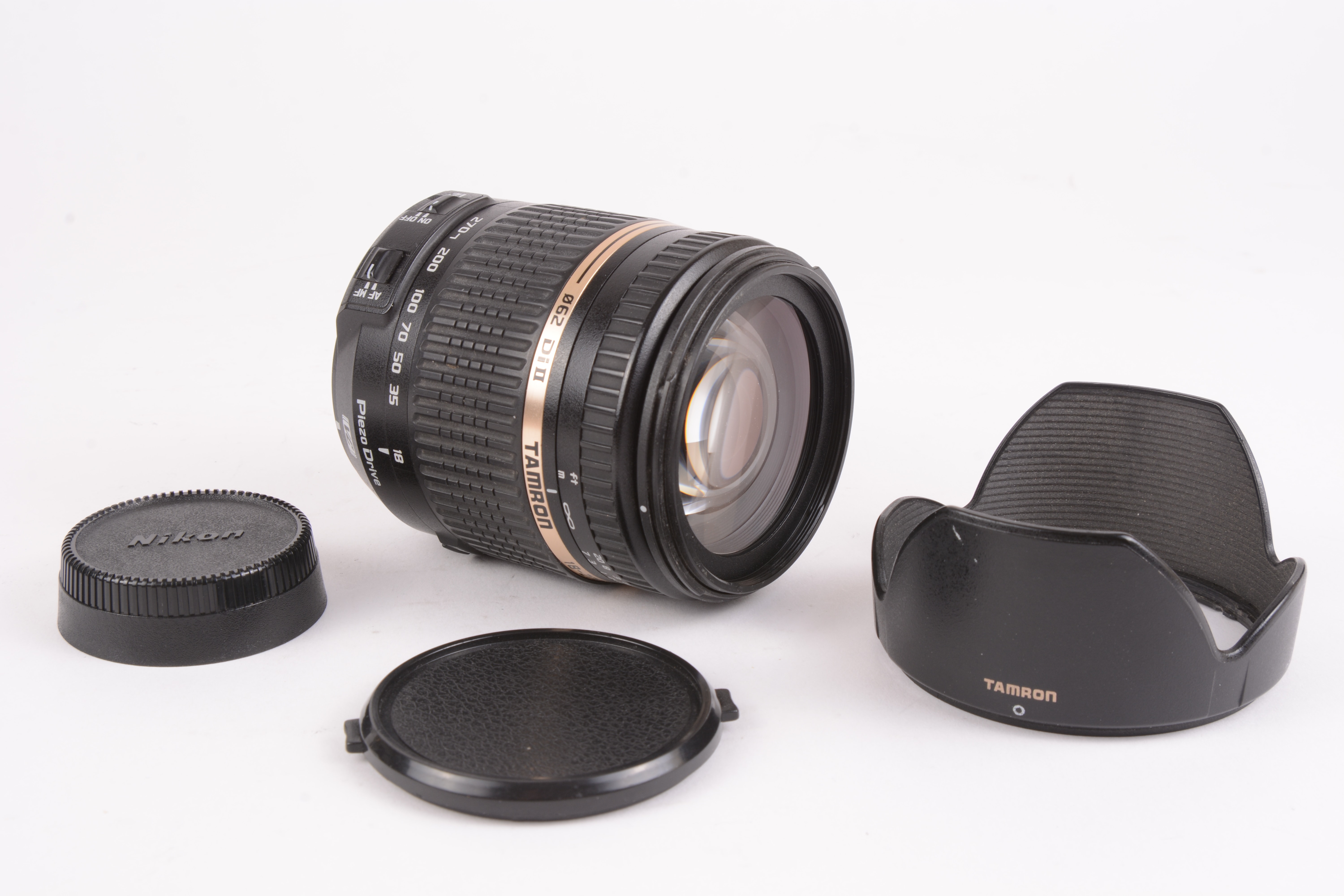 Tamron B003 — image 10