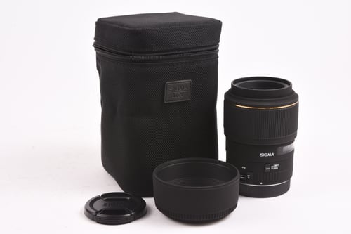Sigma 105mm f/2.8 for Canon EF *Scratch Front Element*