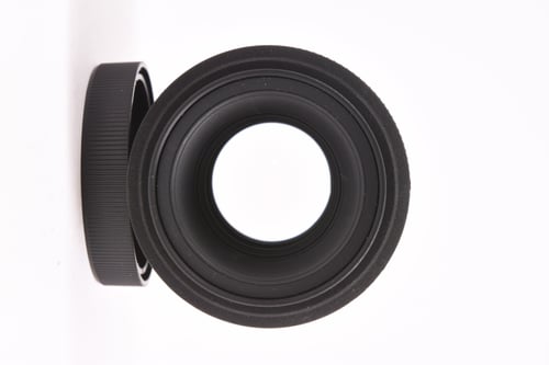 thumbnail-8 for Sigma 105mm f/2.8 for Canon EF *Scratch Front Element*