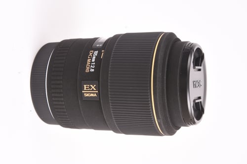 thumbnail-4 for Sigma 105mm f/2.8 for Canon EF *Scratch Front Element*