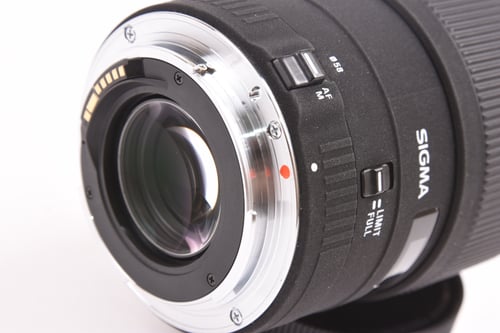 thumbnail-6 for Sigma 105mm f/2.8 for Canon EF *Scratch Front Element*