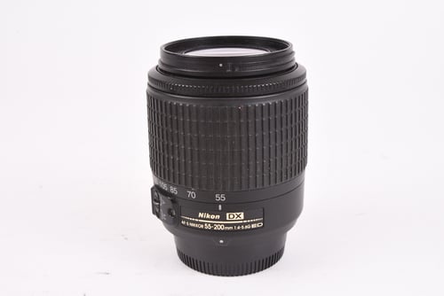 View Nikon AFS 55-200mm Non VR #29917 O4 M5 C4 Nikon AFS 55-200mm Non VR #29917 O4 M5 C4