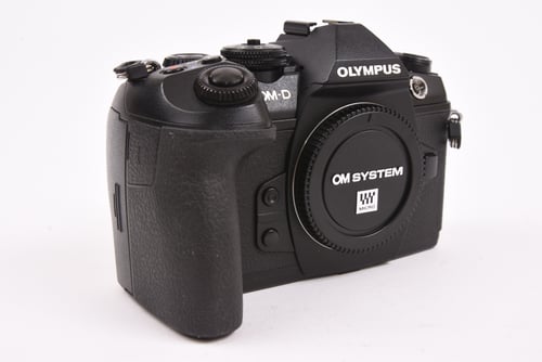 thumbnail-1 for Olympus E-M1 II Body SC: 11.3k #61051 O5 M5 C4