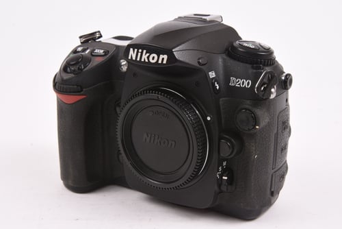 Nikon D200 Body SC:49k #83792 O4 M5 C3