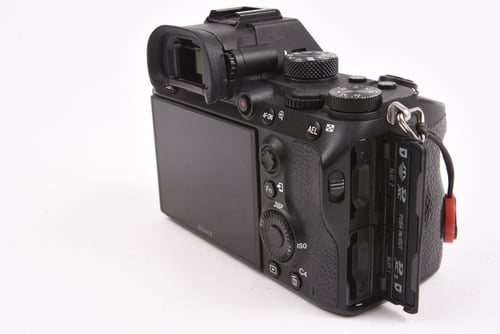 thumbnail-2 for Sony A7III Body SC:44,000 #430404 O4 M5 C4