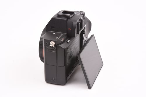 thumbnail-5 for Sony a7R II Body SC: 42k #26648 O5 M5 C4