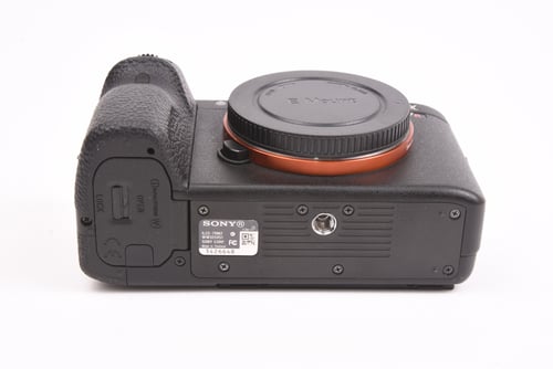 thumbnail-8 for Sony a7R II Body SC: 42k #26648 O5 M5 C4