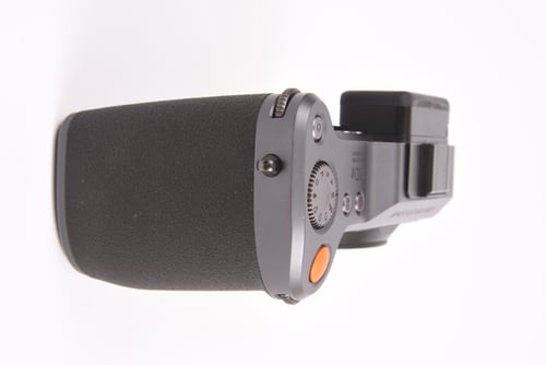 thumbnail-2 for Hasselblad X1DII Body O5 M5 C4 #08930