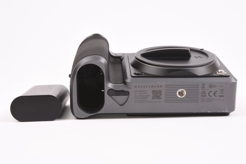 thumbnail-9 for Hasselblad X1DII Body O5 M5 C4 #08930
