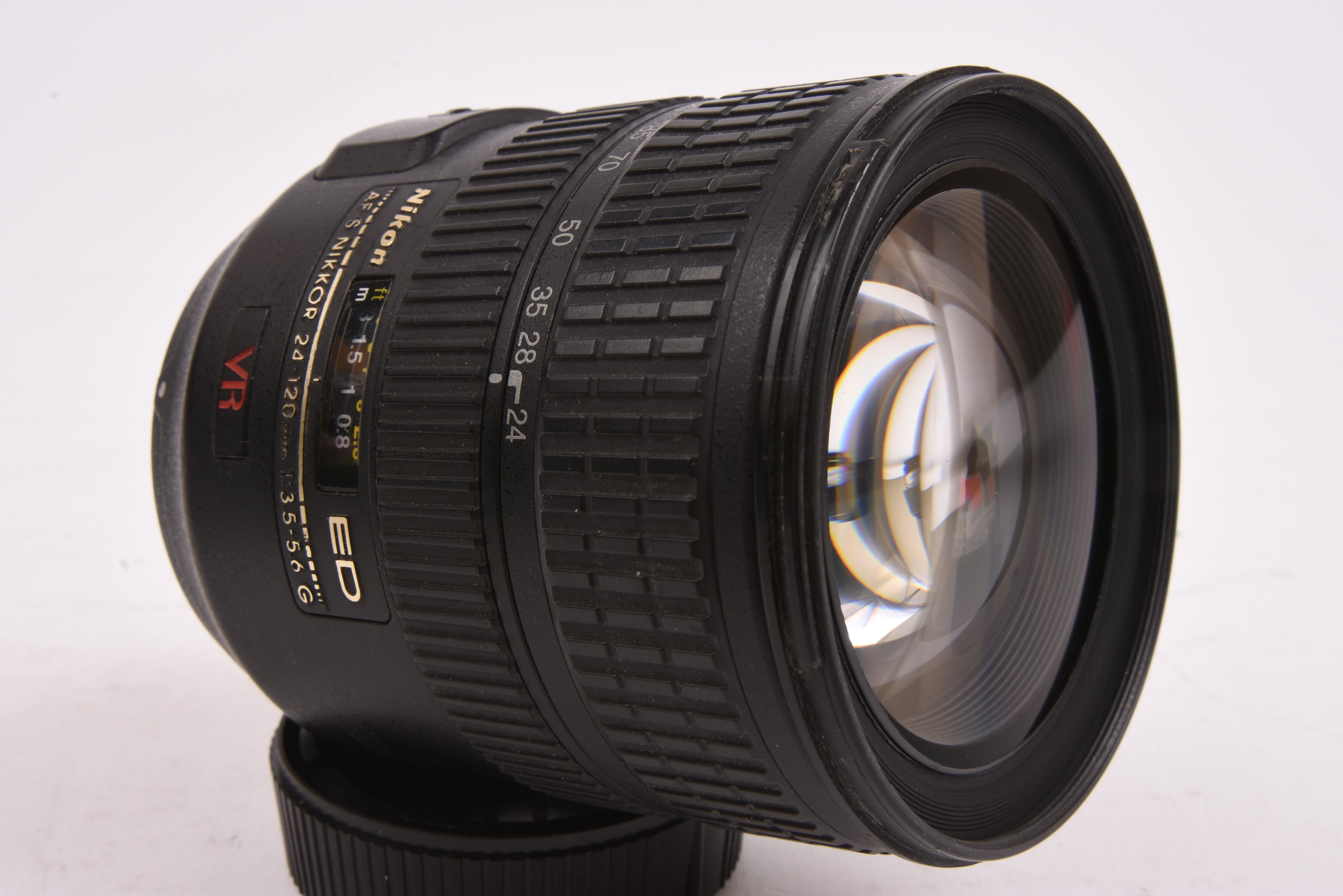 Nikon 24-120mm f/3.5-5.6 G ED VR — image 3