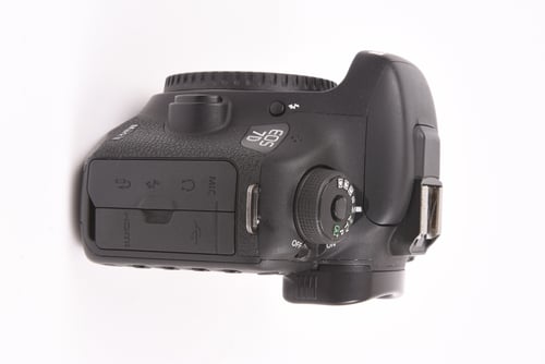 thumbnail-5 for Canon EOS 7D II Body SC:129.6k O4 M5 C3 #01340