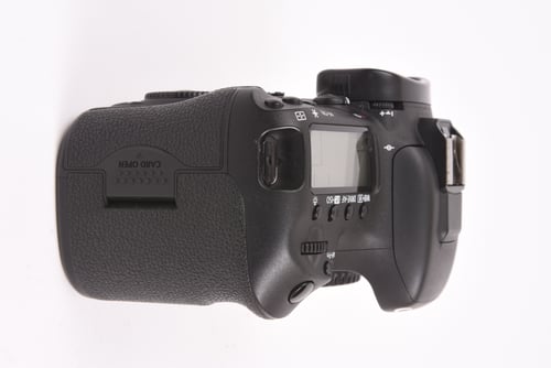 thumbnail-2 for Canon EOS 7D II Body SC:129.6k O4 M5 C3 #01340