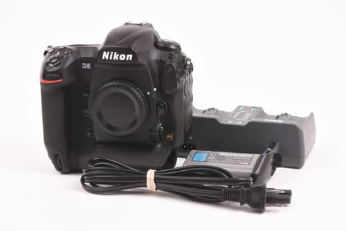 Nikon D5 Body SC:118k #02310 O4 M5 C4
