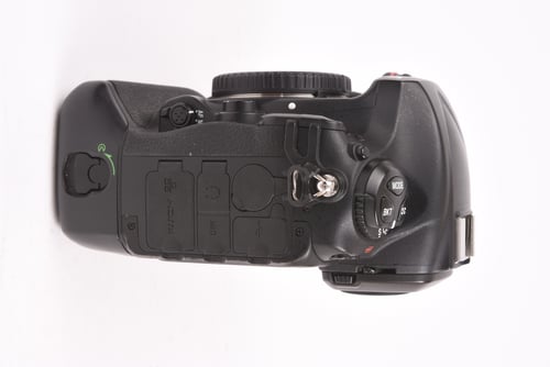 thumbnail-5 for Nikon D5 Body SC:118k #02310 O4 M5 C4