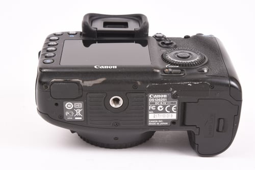 thumbnail-7 for Canon EOS 7D Body SC:199,400 O4 M5 C3 #01319