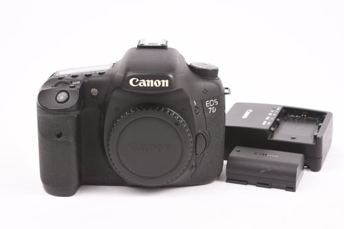thumbnail-8 for Canon EOS 7D Body SC:199,400 O4 M5 C3 #01319