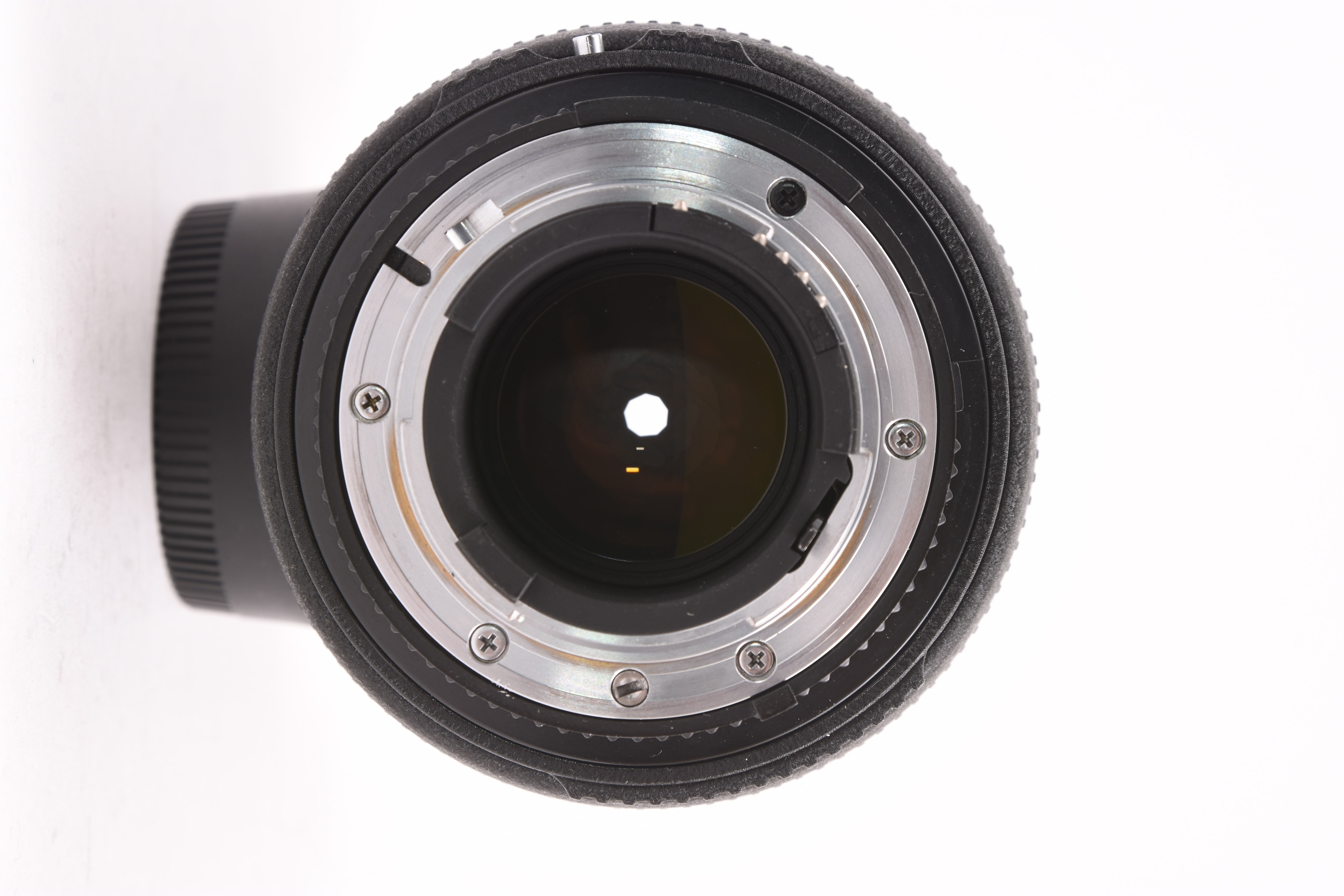 Nikon 80-200mm f/2.8D ED — image 8