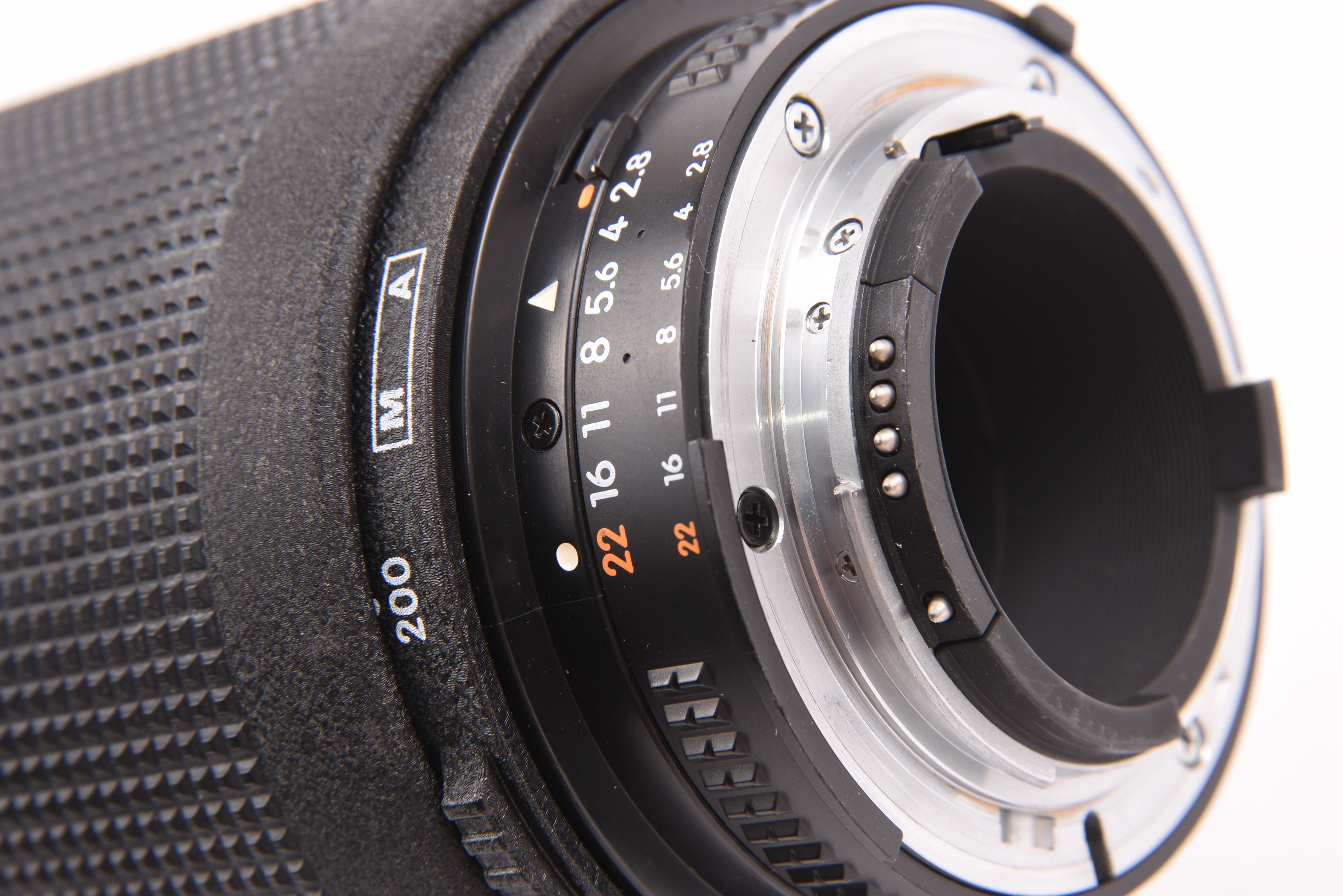 Nikon 80-200mm f/2.8D ED — image 6