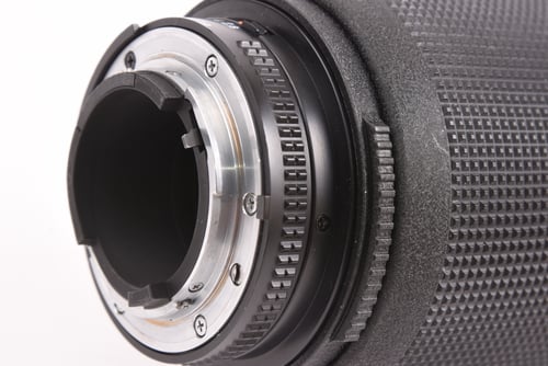 thumbnail-6 for Nikon AF 80-200mm f/2.8D ED O4 M5 C5 #48443