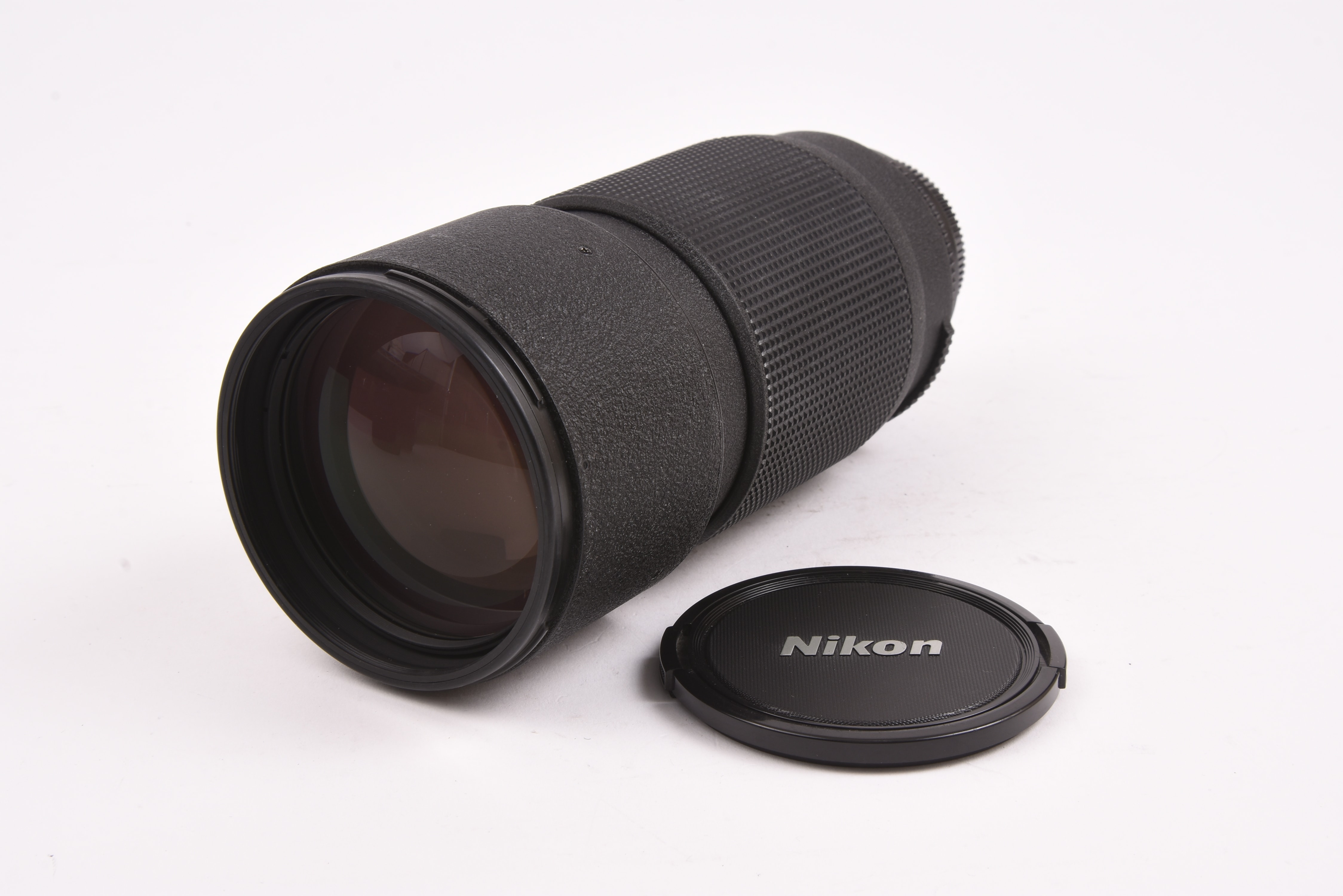 Nikon 80-200mm f/2.8D ED — image 1