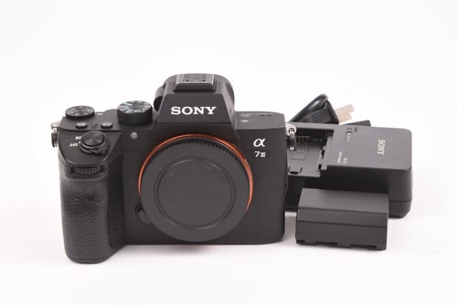 thumbnail-10 for Sony A7 III Body SC:55,300 O5 M5 C4 #62711