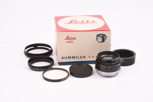 Leica 35mm f/1.4 Summilux Black w/hood box 11870 Sevcd DAG 2-26 #81729
