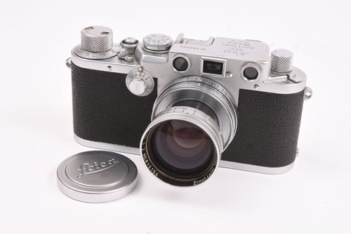 thumbnail-2 for Leica IIIF Body Chrome w/Summitar 5cm f/2 Hexa Diaphram (1952)#92742