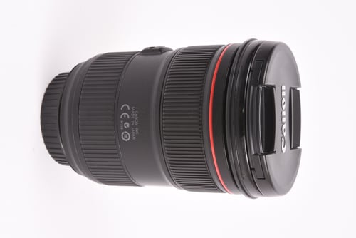 thumbnail-3 for Canon EF 24-70mm f/2.8 L II USM