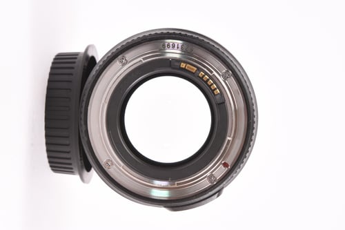 thumbnail-7 for Canon EF 24mm f/1.4 L II USM
