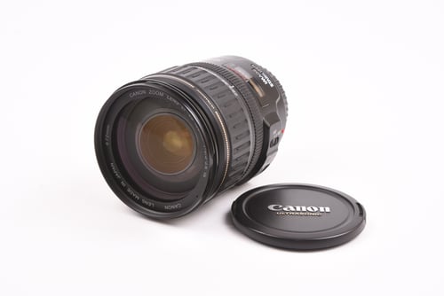 Canon EF 28-135mm f/3.5-5.6 IS #04517 O4 M5 C4