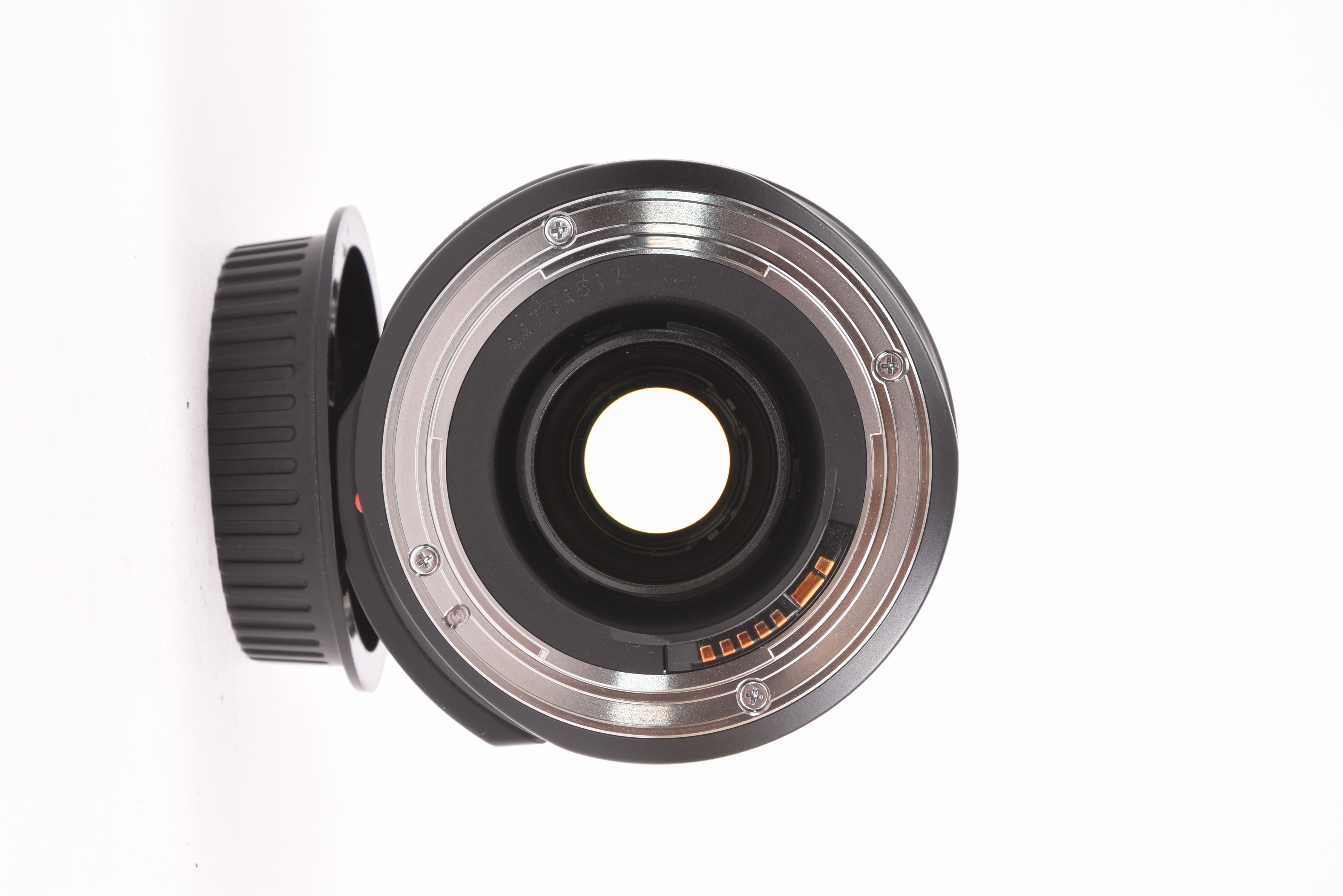 Canon 28-135mm f/3.5-5.6 IS USM — image 8