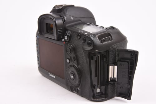 thumbnail-2 for Canon EOS 5D IV Body SC:155k #00457 O5 M5 C4
