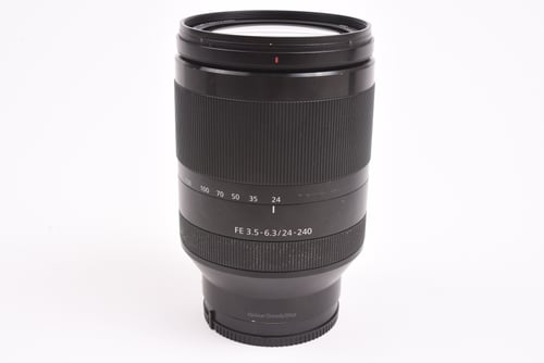Sony FE 24-240mm f/3.5-6.3 OSS #28283 O4 M5 C4