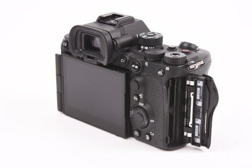 thumbnail-2 for Sony A7R V Body SC:88k #97492 O5 M5 C4