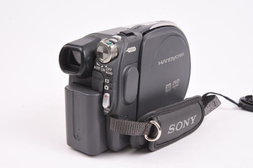 Sony CCD-TRV85 Camcorder — Specs, Reviews, Used Prices | GearFocus