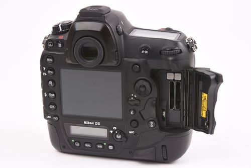 thumbnail-3 for Nikon D5 Body SC:35.4k #06844 O5 M5 C4