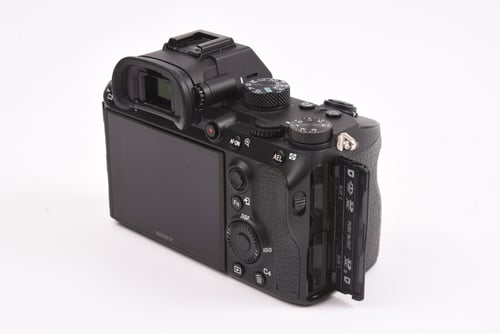 thumbnail-3 for Sony a7 III Body SC:4.4K #78950 O5 M5 C5