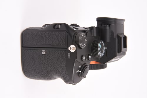 thumbnail-2 for Sony a7 III Body SC:4.4K #78950 O5 M5 C5