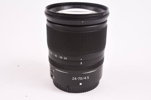 Nikon Z 24-70mm f/4 S