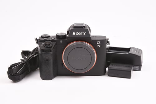 Sony a7 II Body SC: 1.1k O4 M5 C4 #90791