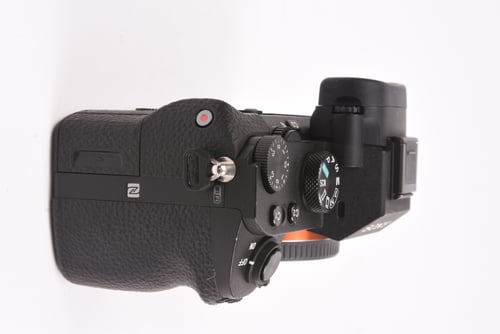thumbnail-2 for Sony a7 II Body SC: 1.1k O4 M5 C4 #90791