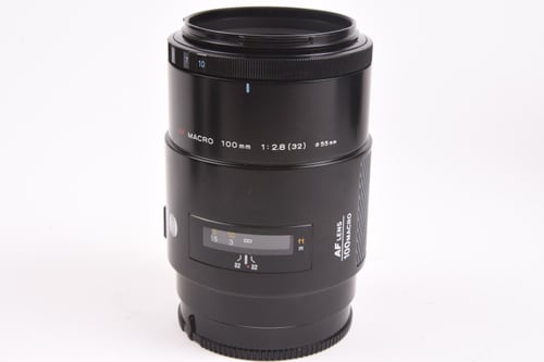 Minolta AF 100mm f/2.8 Macro