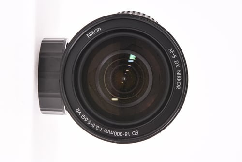 thumbnail-8 for Nikon AFS 18-300mm F/3.5-5.6 VR